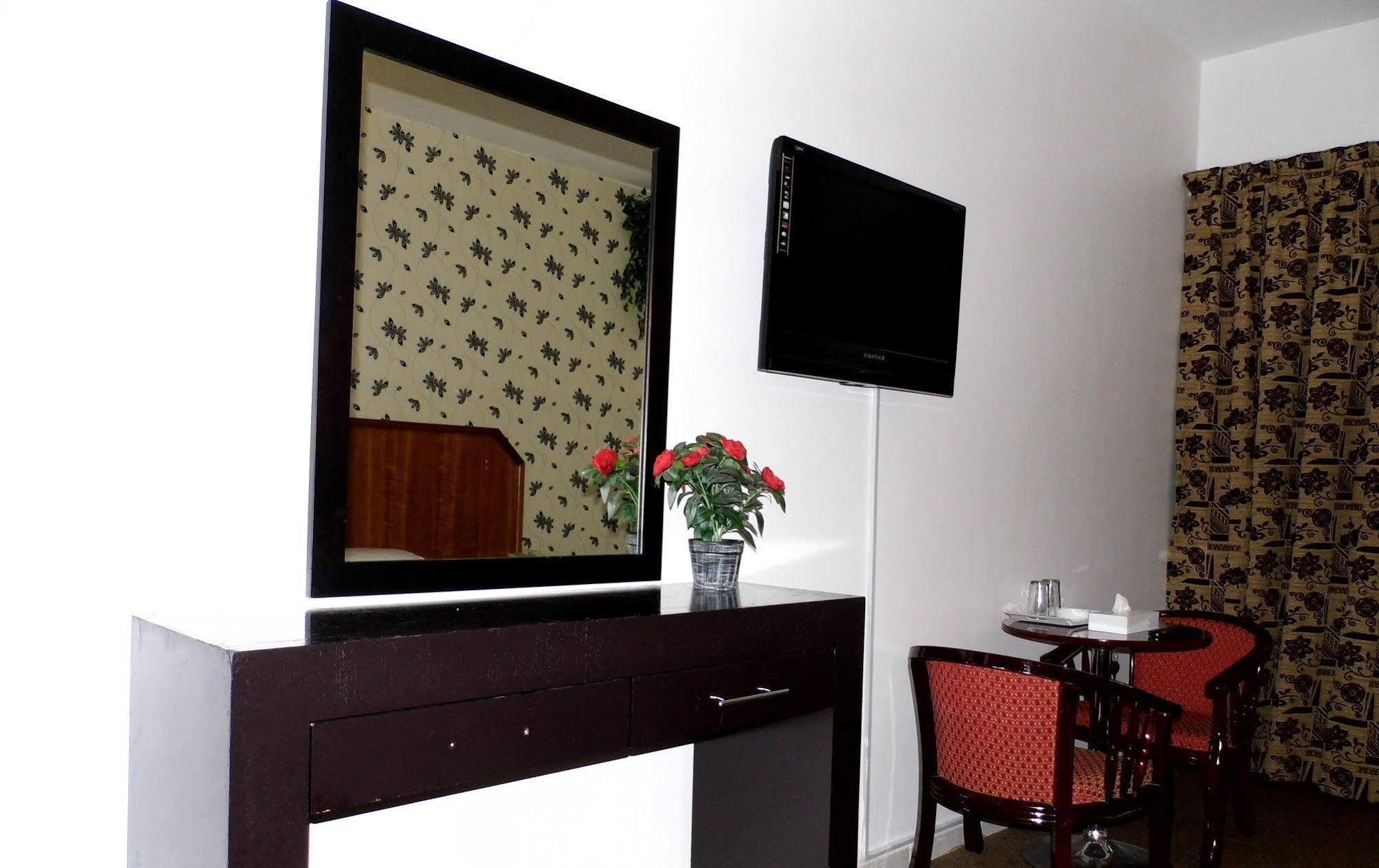 Al Zahabiya Hotel Apartments Dubai Buitenkant foto